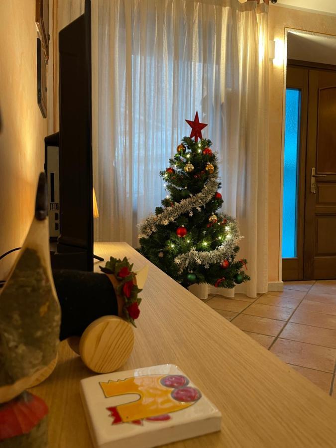 Апартаменти Nel Vecchio Borgo Веррес Екстер'єр фото